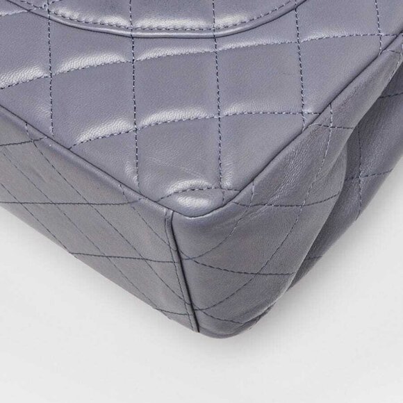 Chanel Purple Quilted Lambskin Leather Classic Maxi Double Flap Bag - Picture 4 of 9